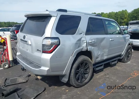 2020 Toyota 4Runner Sr5 Premium z USA, uszkodzony, nr VIN JTEBU5JR0L5805569